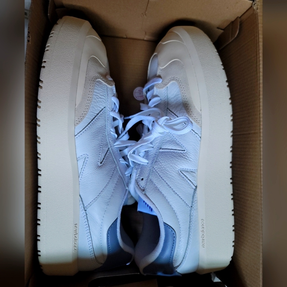 New Balance 302 Running Casual Sneakers Shoes. Size 10 *NO BOX*